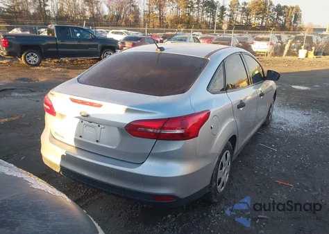 2017 Ford Focus S из США, поврежденный, VIN 1FADP3E28HL346368